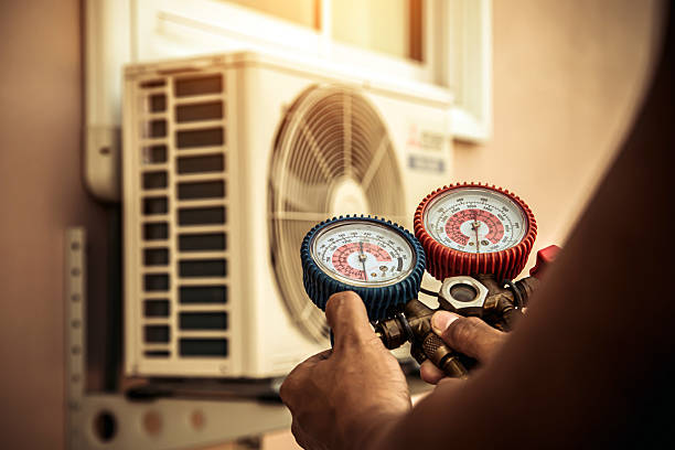 Professional Ductwork Repair technician working in Lockport, IL